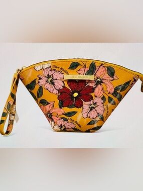 Steve Madden Floral Bucket Wristlet Mustard  Bag Fan Shape Vegan Leather New